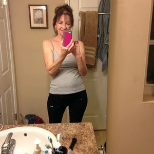 Meet your Posher, Sharon